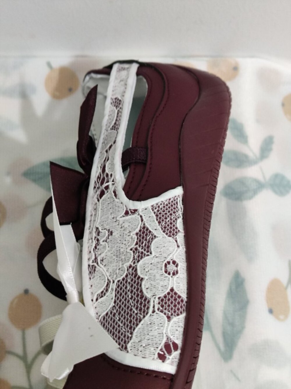 PUMA Ballet Style Lace Mary Jane Sneakers - Picture 5 of 8